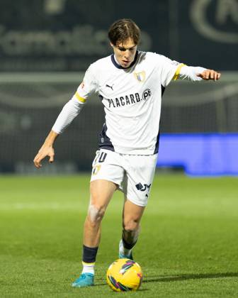 December 30, 2024, Famalicao, Guimaraes, Portugal: GUSTAVO SA from Famalicao seen on action during the Liga Portugal Betclic 2024 25 match between FC Famalicao and Santa Clara at Estadio do Municipal de Famalicao 30, 2024 in Famalicao, Portugal. Final Score FC Famalicao 1 - 2 Santa Clara Famalicao Portugal - ZUMAl192 20241230_zsp_l192_007 Copyright: xMiguelxLemosx