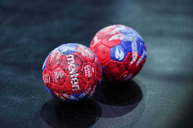 Molten Spielball, Themenfoto, Themenbild, Symbolfoto, Symbolbild, Stockfoto GER, Deutschland vs. Brasilien, Handball, Testspiel, Saison 2024 2025, 09.01.2025 GER, Deutschland vs. Brasilien, Handball, Testspiel, Saison 2024 2025, 09.01.2025 Flensburg Copyright: xEibner-Pressefoto MarcelxvonxFehrnx EP_MFN