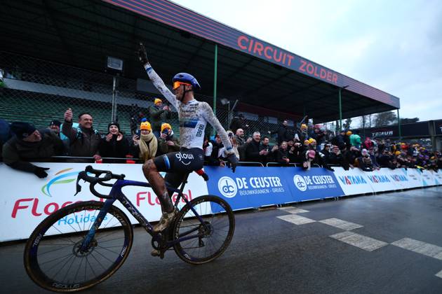Belgian Thibau Nys celebrates as he crosses the finish line to win the elite men race of the Belgian Cyclocross Championships (11-12 01) on Sunday 12 January 2025 in Heusden-Zolder. DAVIDxPINTENS x110253254x
