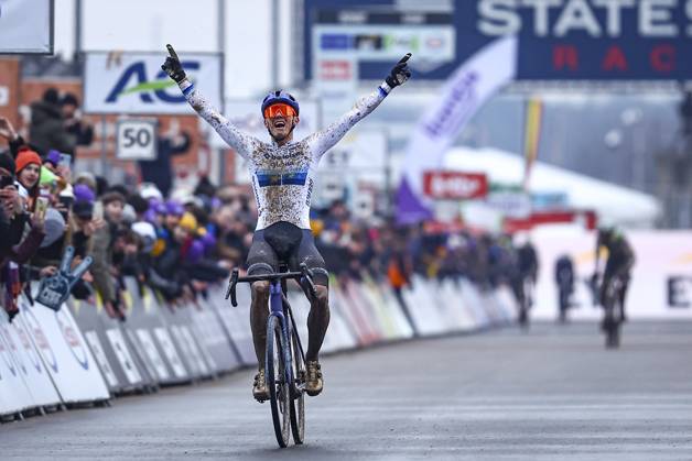 Belgian Thibau Nys celebrates as he crosses the finish line to win the elite men race of the Belgian Cyclocross Championships (11-12 01) on Sunday 12 January 2025 in Heusden-Zolder. DAVIDxPINTENS x110257114x