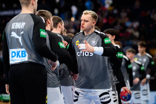 Hamburg: Handball Länderspiel - Vorbereitung WM - Deutschland - Brasilien Justus Fischer (Deutschland) Hamburg Barlays Arena Deutschland
