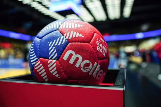 Molten Spielball, Themenfoto, Themenbild, Symbolfoto, Symbolbild, Stockfoto DEN, Deutschland vs. Polen, Handball, IHF Weltmeisterschaft 2025, Gruppe A, Spieltag 1, 15.01.2025 DEN, Deutschland vs. Polen, Handball, IHF Weltmeisterschaft 2025, Gruppe A, Spieltag 1, 15.01.2025 Herning Copyright: xEibner-Pressefoto MarcelxvonxFehrnx EP_MFN