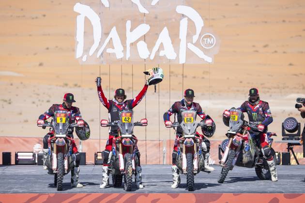 DAKAR 2025 - CEREMONY AND FINISH PODIUM 09 BRABEC Ricky (usa), Honda, Monster Energy Honda HRC, FIM W2RC, Motul, RallyGP, 42 VAN BEVEREN Adrien (fra), Honda, Monster Energy Honda HRC, Motul, RallyGP, 68 SCHAREINA Tosha (spa), Honda, Monster Energy Honda HRC, Motul, RallyGP, 10 HOWES Skyler (usa), Honda, Monster Energy Honda HRC, FIM W2RC, Motul, RallyGP, action during the Ceremony and Finish Podium of the Dakar 2025 on January 17, 2025 in Subaytah, Saudi Arabia - SubaytahSaudi Arabia  Copyright: xJULIENxDELFOSSEx