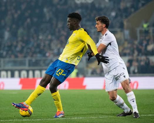 January 18, 2025, Guimaraes, Guimaraes, Portugal: CHICO LAMBA from Arouca seen on action during the Liga Portugal Betclic 2024 25 match between Vitoria SC and Arouca at Estadio D. Afonso Henriques 18, January 2025 in Guimaraes, Portugal. Final Score Vitoria SC 2 - 2 Arouca Guimaraes Portugal - ZUMAl192 20250118_zsp_l192_028 Copyright: xMiguelxLemosx