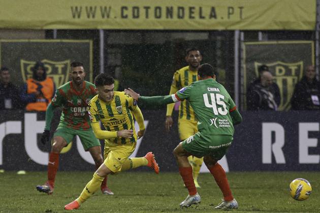 Liga portugal 2 meu super - cd tondela xmario m. Tondela (pt) 01 19 2025 - liga portugal meu super - cd tondela xmario m. rodrigo ramos tondela player during the match between tondela xmario m., valid for the 18th round of the portugal league 2 meu super, held at the joao cardoso stadium, in tondela, on this sunday afternoon,(19). (Foto: Alexandre Gomes Thenews2 imago images) SPO Copyright: xALEXANDRExGOMESx