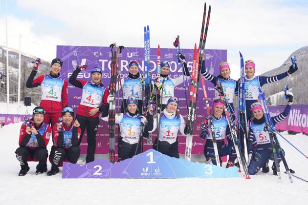 (L-R) Japan team group, Mannschaftsbild, Totale Finland team group, France team group JANUARY 21, 2025 -- Cross Country Skiing : Torino 2025 FISU World University Games Winter Women s 4x7.5km Relay Mascot Ceremony at Pragelato Plan in Pragelato, Italy. Noxthirdxpartyxsales  (279220311)