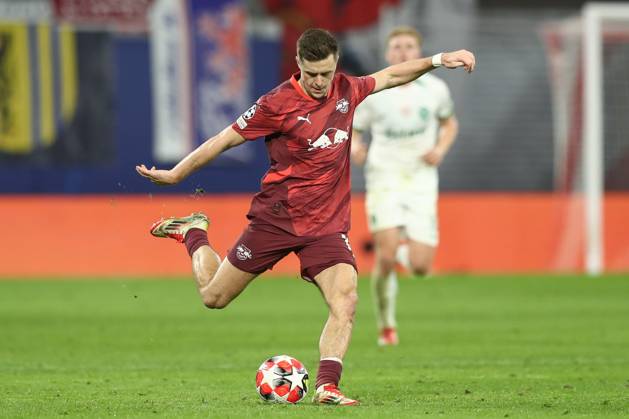 22.01.2025, xtgx, Fussball, UEFA Champions League, RB Leipzig - Sporting Lissabon emspor, v.l. Christoph Baumgartner (Leipzig, 14) am Ball, plays the ball (DFL DFB REGULATIONS PROHIBIT ANY USE OF PHOTOGRAPHS as IMAGE SEQUENCES and or QUASI-VIDEO) Leipzig