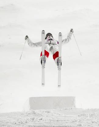 Bilder des Jahres 2025, Sport 01 Januar Sport Themen der Woche KW05 Sport Bilder des Tages January 31, 2025, Saint-Come, Quebec, Canada: Canada s Maia Schwinghammer skis in the semi-final run in the women s World Cup freestyle skiing moguls in Saint-Come, Que., Friday, Jan. 31, 2025. Schwinghammer took the gold. Canada News - January 31, 2025 - ZUMAc35_ 20250131_zaf_c35_173 Copyright: xSeanxKilpatrickx