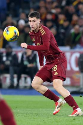 Rome, Italy 02.02.2025 : Matias Soule of Roma during Italian football championship Serie A Enilive 2024-2025 match AS Roma vs SSC Napoli at Stadio Olimpico in Rome on February 2, 2025. Copyright: xMarcoxIacobucci IPAxSportx xipa-agency.netx xx IPA_53560168 IPA_Agency_IPA53560168