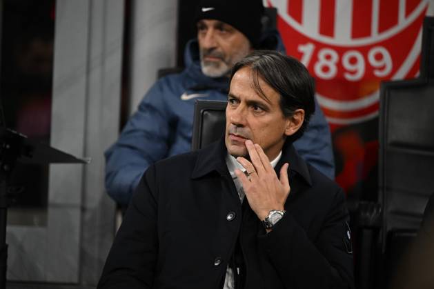 AC Milan vs Inter FC Internazionale Serie A match at Giuseppe Meazza San Siro Stadium Simone Inzaghi Head Coach of FC Inter, during the Italian Serie A football match between AC Milan and FC Inter on February 2, 2025 at Giuseppe Meazza San Siro Siro stadium in Milan, Italy Italy Copyright: TizianoxBallabio
