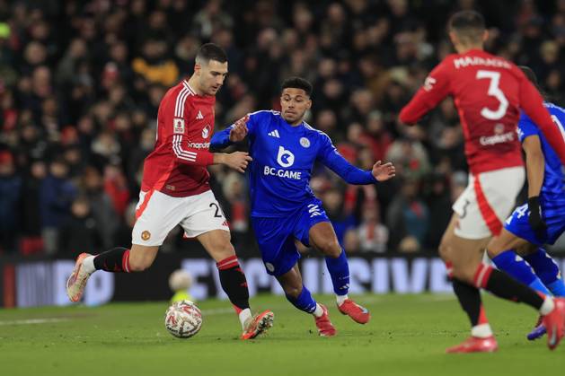 Manchester United, ManU v Leicester City FA Cup 07 02 2025. 4th Round Diogo Dalot (20) of Manchester United and James Justin (2) of Leicester City challenge for the ball during the FA Cup match between Manchester United and Leicester City at Old Trafford, Manchester, England on 7 February 2025. Manchester Old Trafford Greater Manchester England Editorial use only DataCo restrictions apply See www.football-dataco.com , Copyright: xConorxMolloyx PSI-21415-0039