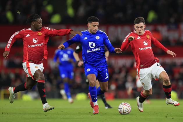 Manchester United, ManU v Leicester City FA Cup 07 02 2025. 4th Round James Justin (2) of Leicester City is challenged by Manuel Ugarte (25) and Kobbie Mainoo (37) of Manchester United during the FA Cup match between Manchester United and Leicester City at Old Trafford, Manchester, England on 7 February 2025. Manchester Old Trafford Greater Manchester England Editorial use only DataCo restrictions apply See www.football-dataco.com , Copyright: xConorxMolloyx PSI-21415-0141