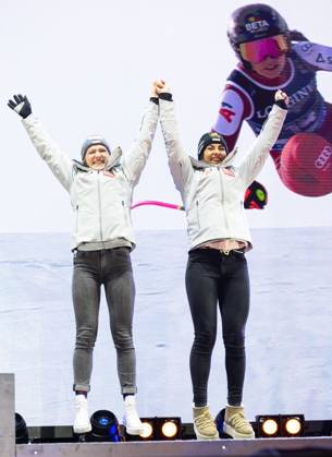 ALPINE SKIING - FIS Ski WC Saalbach 2025 SAALBACH,AUSTRIA,11.FEB.25 - ALPINE SKIING - FIS Alpine World Ski Championships Saalbach 2025, team combined, ladies, medal plaza, award ceremony. Image shows the rejoicing of Katharina Truppe and Stephanie Venier (AUT).  GEPAxpictures xHaraldxSteiner