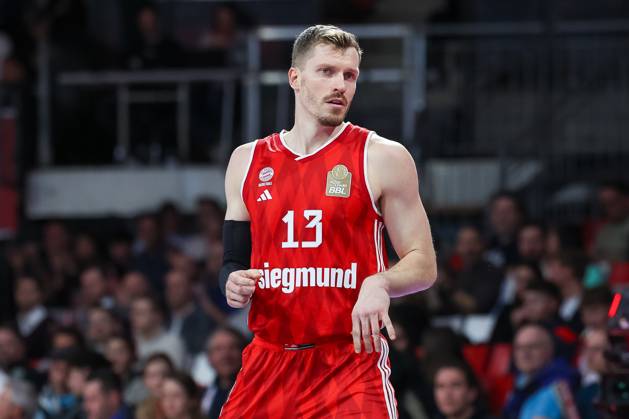 Andreas Obst (FC Bayern Basketball, 13), GER, FC Bayern Muenchen vs. Skyliners Frankfurt, Basketball, easycredit Basketball Bundesliga, BBL, 21. Spieltag, Saison 2024 2025, 11.02.2025, GER, FC Bayern Muenchen vs. Skyliners Frankfurt, Basketball, easycredit Basketball Bundesliga, BBL, 21. Spieltag, Saison 2024 2025, 11.02.2025 Muenchen Copyright: xEibner-Pressefoto JennixMaulx EP_JML