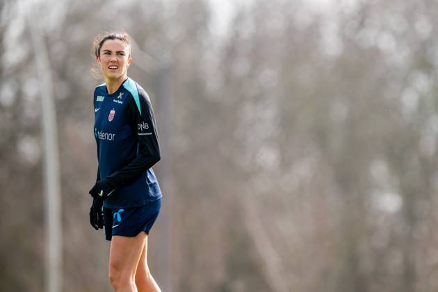 250218 Ingrid Syrstad Engen of the Norwegian women s national football team during a training session on February 18, 2025 in Toulouse. Photo: Vegard Grott BILDBYRAN kod VG VG0714 bbeng fotboll football soccer fotball norge norway women dam nations league träning practice training trening Copyright: VEGARDxGRoTT BB250218VG003