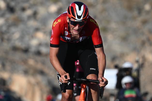 UAE Tour 2025 - Stage 3 JEBEL JAIS, UNITED ARAB EMIRATES - FEBRUARY 19 : Tarling Joshua (GBR) of Ineos Grenadiers in action during Stage 3 of the UAE Tour 2025 cycling race with start in Ras Al Khaimah and finish in Jebel Jais (181km) on February 19, 2025 in Jebel Jais, United Arab Emirates, 19 02 2025 Jebel Jais United Arab Emirates Copyright: xPeterxDexVoechtx