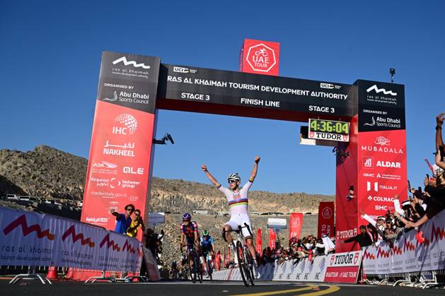 UAE Tour 2025 - Stage 3 JEBEL JAIS, UNITED ARAB EMIRATES - FEBRUARY 19 : Pogacar Tadej (SLO) of UAE Team Emirates celebrates the victory during Stage 3 of the UAE Tour 2025 cycling race with start in Ras Al Khaimah and finish in Jebel Jais (181km) on February 19, 2025 in Jebel Jais, United Arab Emirates, 19 02 2025 Jebel Jais United Arab Emirates Copyright: xPeterxDexVoechtx