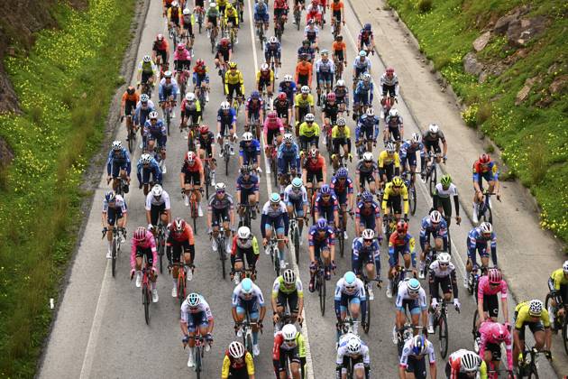 2025 Volta Algarve cycling race - Stage 3 TAVIRA, PORTUGAL - FEBRUARY 21 : illustration picture of the peloton during stage 3 of the 51th edition of the Volta Algarve cycling race, with start in Vila Real Santo Antonio and finish in Tavira on February 21, 2025 in Tavira, Portugal, 21 02 2025 ( Motordriver Kenny Verfaillie - Tavira Portugal  Copyright: xTomasxSiskx