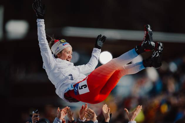 Bilder des Jahres 2025, Sport 02 Februar Sport Themen der Woche KW08 Sport Bilder des Tages BIATHLON - IBU WC Lenzerheide LENZERHEIDE,SWITZERLAND,22.FEB.25 - BIATHLON - IBU World Championships 2025, 4X6km relay, ladies. Image shows Elisa Gasparin (SUI).  GEPAxpictures xAlexanderxSolc