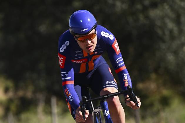 2025 Volta Algarve cycling race - Stage 5 MALHAO, PORTUGAL - FEBRUARY 23 : Welten Bram (NED) of Team Picnic PostNL during stage 5, an individual time trial, of the 51th edition of the Volta Algarve cycling race, with start in Salir and finish in Malhao on February 23, 2025 in Malhao, Portugal, 23 02 2025 ( Motordriver Kenny Verfaillie - Malhao Portugal  Copyright: xTomasxSiskx