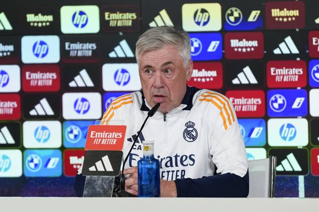 February 25, 2025, Valdebebas, Madrid, SPAIN: Carlo Ancelotti attends his press conference, PK, Pressekonferenz during the training day of Real Madrid ahead the Spanish Cup, Copa del Rey, football match against Real Sociedad at Ciudad Deportiva Real Madrid on February 25, 2024, in Valdebebas, Madrid, Spain. Valdebebas SPAIN - ZUMAa181 20250225_zaa_a181_029 Copyright: xOscarxJ.xBarrosox