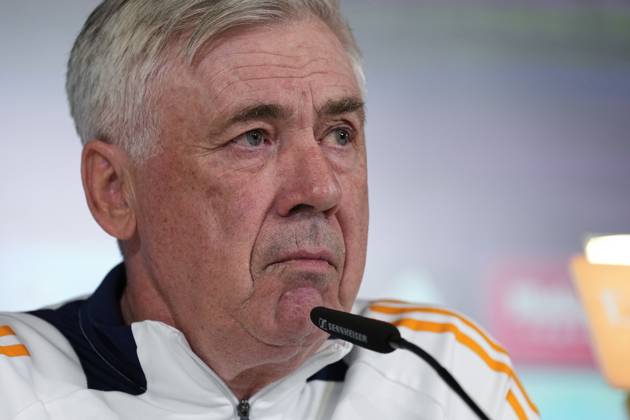 February 25, 2025, Valdebebas, Madrid, SPAIN: Carlo Ancelotti attends his press conference, PK, Pressekonferenz during the training day of Real Madrid ahead the Spanish Cup, Copa del Rey, football match against Real Sociedad at Ciudad Deportiva Real Madrid on February 25, 2024, in Valdebebas, Madrid, Spain. Valdebebas SPAIN - ZUMAa181 20250225_zaa_a181_037 Copyright: xOscarxJ.xBarrosox
