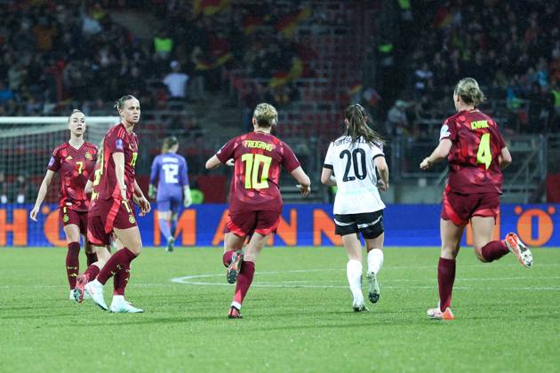 Fußball UEFA Nations League Damen Nationalmannschaft Länderspiel Deutschland - Österreich am 25.02.2025 im Max-Morlock-Stadion in Nürnberg Torjubel Jubel zum 1:1 durch Laura Freigang ( Deutschland ) DFB regulations prohibit any use of photographs as image sequences and or quasi-video.