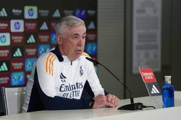 February 25, 2025, Valdebebas, Madrid, SPAIN: Carlo Ancelotti attends his press conference, PK, Pressekonferenz during the training day of Real Madrid ahead the Spanish Cup, Copa del Rey, football match against Real Sociedad at Ciudad Deportiva Real Madrid on February 25, 2024, in Valdebebas, Madrid, Spain. Valdebebas SPAIN - ZUMArain 20250225_zaa_a181_034 Copyright: xOscarxJ.xBarrosox