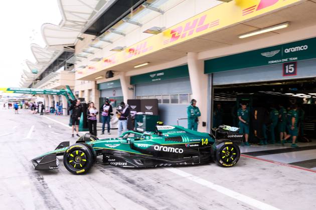 F1 - PRE-SEASON TESTING 2025 - BAHRAIN 14 ALONSO Fernando (spa), Aston Martin F1 Team AMR24, action during the Formula 1 Aramco pre-season testing 2025 of the 2025 FIA Formula One World Championship, WM, Weltmeisterschaft from February 26 to 28, 2025 on the Bahrain International Circuit, in Sakhir, Bahrain - SakhirBahrain Copyright: xEricxAlonsox