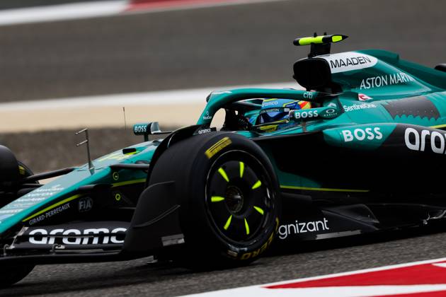 F1 - PRE-SEASON TESTING 2025 - BAHRAIN 14 ALONSO Fernando (spa), Aston Martin F1 Team AMR24, action during the Formula 1 Aramco pre-season testing 2025 of the 2025 FIA Formula One World Championship, WM, Weltmeisterschaft from February 26 to 28, 2025 on the Bahrain International Circuit, in Sakhir, Bahrain - SakhirBahrain Copyright: xANTONINxVINCENTx