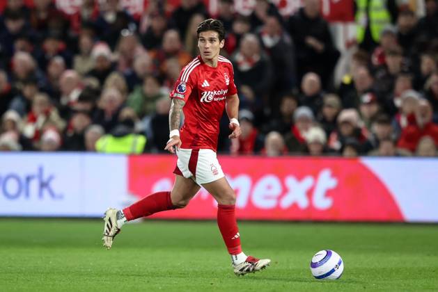 Premier League Nottingham Forest v Arsenal Nicolas Dominguez of Nottingham Forest with the ball during the Premier League match Nottingham Forest vs Arsenal at City Ground, Nottingham, United Kingdom, 26th February 2025 (Photo by Alfie Cosgrove News Images) Nottingham City Ground Nottinghamshire United Kingdom Copyright: xAlfiexCosgrove NewsxImagesx