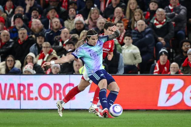 Premier League Nottingham Forest v Arsenal Carlos Miguel of Nottingham Forest shoots on goal and hits the post during the Premier League match Nottingham Forest vs Arsenal at City Ground, Nottingham, United Kingdom, 26th February 2025 (Photo by Alfie Cosgrove News Images) Nottingham City Ground Nottinghamshire United Kingdom Copyright: xAlfiexCosgrove NewsxImagesx