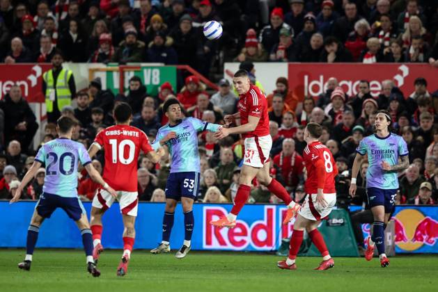 Premier League Nottingham Forest v Arsenal Nikola Milenković of Nottingham Forest heads the ball clear of his defensive area during the Premier League match Nottingham Forest vs Arsenal at City Ground, Nottingham, United Kingdom, 26th February 2025 (Photo by Alfie Cosgrove News Images) Nottingham City Ground Nottinghamshire United Kingdom Copyright: xAlfiexCosgrove NewsxImagesx