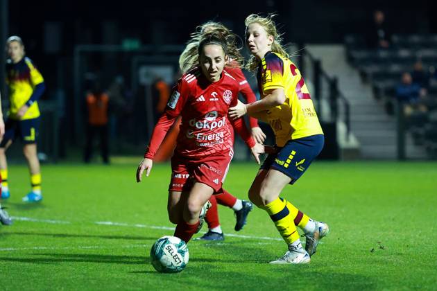 SZCZECIN, 05.03.2025 MECZ EKSTRALIGI KOBIET W PILCE NOZNEJ -- WOMENS EKSTRALIGA MATCH POGON SZCZECIN - POGON TCZEW NZ MALGORZATA KORDA, LENA SWIRSKA FOT. KRZYSZTOF CICHOMSKI NEWSPIX.PL --- newspix.pl