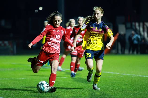 SZCZECIN, 05.03.2025 MECZ EKSTRALIGI KOBIET W PILCE NOZNEJ -- WOMENS EKSTRALIGA MATCH POGON SZCZECIN - POGON TCZEW NZ MALGORZATA KORDA, LENA SWIRSKA FOT. KRZYSZTOF CICHOMSKI NEWSPIX.PL --- newspix.pl