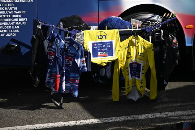 Paris - Nice 2025 - stage 3 NEVERS, FRANCE - MARCH 11 : illustration picture yellow jersey during stage 3 of the 83th edition of the Paris - Nice cycling race, a team time-trail stage of 28,4km with start on the Circuit Magny-Cours and finish in Nevers on March 11, 2025 in Nevers, France, 11 03 2025 ( Motordriver Kenny Verfaillie - Nevers France  Copyright: xNicoxVereeckenx
