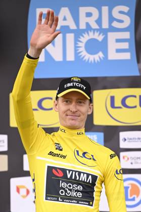 Paris - Nice 2025 - stage 3 NEVERS, FRANCE - MARCH 11 : Jorgenson Matteo (USA) of Team Visma Lease A Bike pictured with the yellow jersey during the podium ceremony of stage 3 of the 83th edition of the Paris - Nice cycling race, a team time-trail stage of 28,4km with start on the Circuit Magny-Cours and finish in Nevers on March 11, 2025 in Nevers, France, 11 03 2025 ( Motordriver Kenny Verfaillie - Nevers France Copyright: xNicoxVereeckenx
