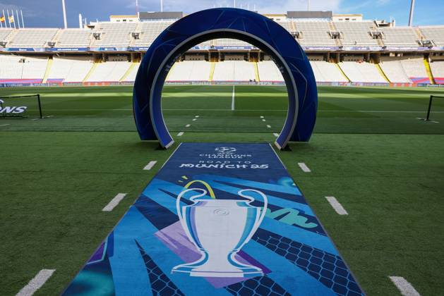 Barcelona 11. March 2025 Uefa Champions League phase 2024 25 Round of 16 FC Barcelona, Barca - S.L.Benfica v.l., Symbolfoto, Symbolbild: Uefa Champions League Bogen ROAD TO MUNICH 25 Copyright: JoaquimxFerreira