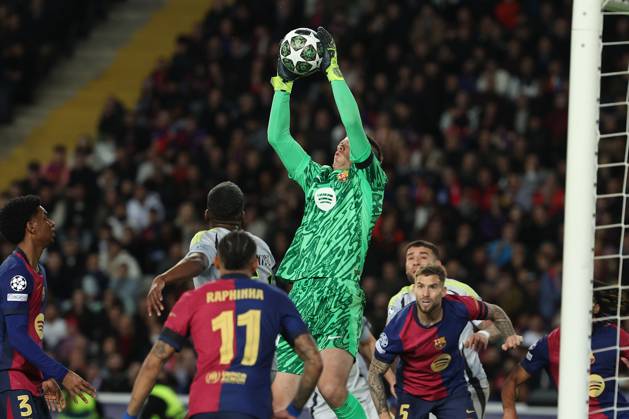 Barcelona 11. March 2025 Uefa Champions League phase 2024 25 Round of 16 FC Barcelona, Barca - S.L.Benfica v.l., Torwart Wojciech Szczesny (FC Barcelona) in aktion, in action, Copyright: JoaquimxFerreira