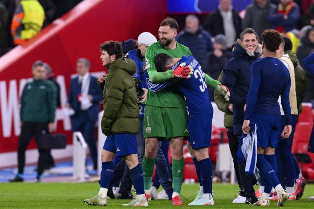 Liverpool FC v Paris Saint-Germain - UEFA Champions League 2024 25 Round of 16 Second Leg LIVERPOOL, ENGLAND - MARCH 11: Goalkeeper Gianluigi Donnarumma of Paris Saint Germain and teammates celebrate their victory following the Penalty Shootout of the UEFA Champions League 2024 25 Round of 16 Second Leg match between Liverpool FC and Paris Saint-Germain at Anfield on March 11, 2025 in Liverpool, England. LiverpoolUnited Kingdom Copyright: xRichardxCallisx