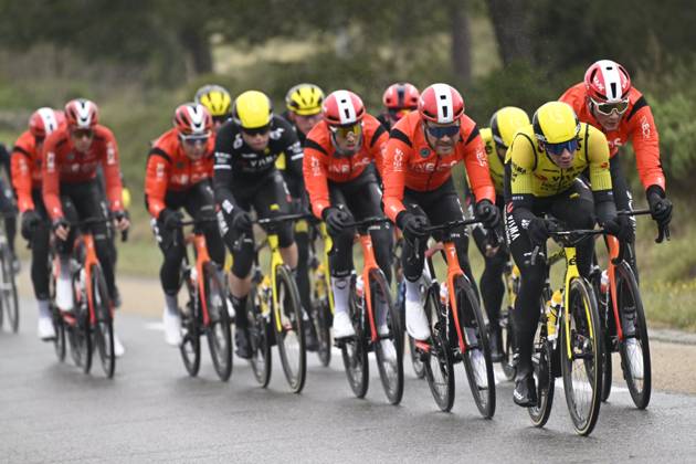 Paris - Nice 2025 - stage 6 BERRE L ETANG, FRANCE - MARCH 14 : Lemmen Bart (NED) of Team Visma Lease A Bike leading the escape pack during stage 6 of the 83th edition of the Paris - Nice cycling race, a stage of 209,8km with start in Saint-Julien-en-Saint-Alban and finish in Berre L Etang on March 14, 2025 in Berre L Etang, France, 14 03 2025 ( Motordriver Kenny Verfaillie - Berre L Etang France Copyright: xNicoxVereeckenx