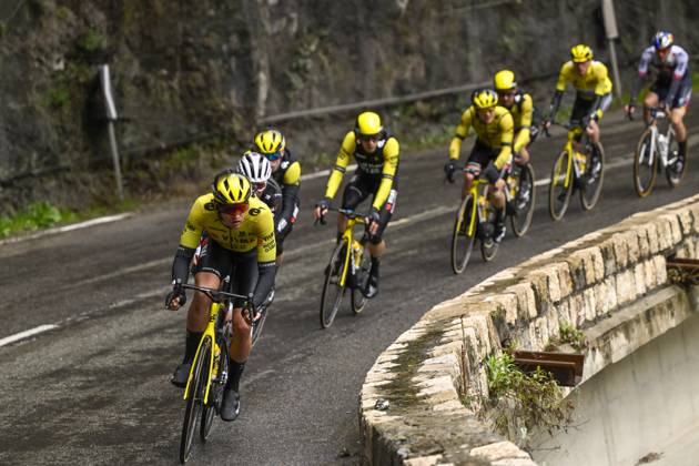 Paris - Nice 2025 - stage 7 AURON, FRANCE - MARCH 15 : Affini Edoardo (ITA) of Team Visma Lease A Bike in action during stage 7 of the 83th edition of the Paris - Nice cycling race, a stage of 109,3km with start in Nice and finish at Auron on March 15, 2025 in Auron, France, 15 03 2025 ( Motordriver Kenny Verfaillie - Auron France Copyright: xNicoxVereeckenx