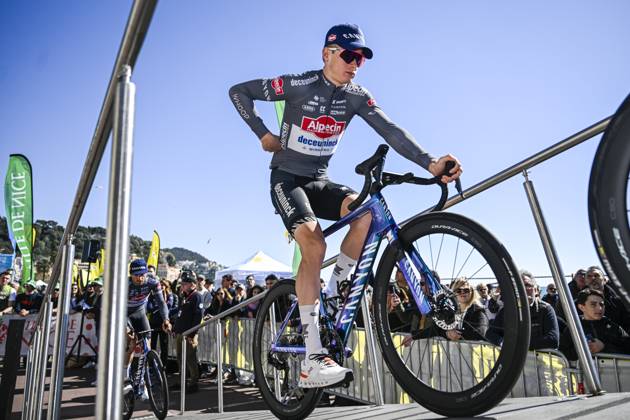 Paris - Nice 2025 - stage 8 NICE, FRANCE - MARCH 16 : Del Grosso Tibor (NED) of Alpecin - Deceuninck before the start of the race during stage 8 and final stage of the 83th edition of the Paris - Nice cycling race, a stage of 119,9km with start and finish in Nice on March 16, 2025 in Nice, France, 16 03 2025 ( Motordriver Kenny Verfaillie - Nice France Copyright: xNicoxVereeckenx