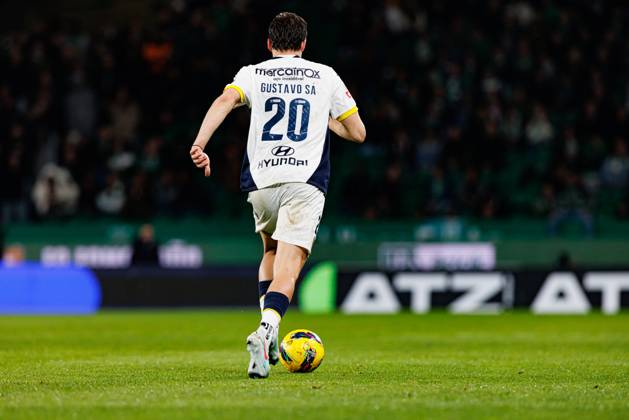 Gustavo Sa seen during Liga Portugal game between teams of Sporting CP and FC Famalicao at Estadio Jose Alvalade (Maciej Rogowski) Lisbon Estadio Jose Alvalade Portugal Copyright: xMaciejxRogowskix scpfamalicao2425-157