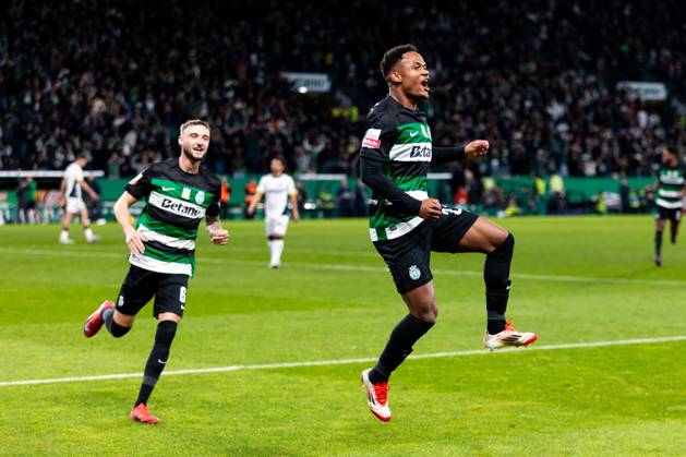 Sporting CP v FC Famalicao - Liga Portugal BetClic Geny Catamo a celebrar o golo durante partida entre Sporting CP v FC Famalicao valida pela Liga Portugal BetClic no Estadio Josà Alvalade, Lisboa, Portugal (Foto de Diogo Faria Reis Avant Sports) Lisbon Estadio Josà Alvalade Portugal Copyright: xDiogoxFariaxReis AvantxSportsx