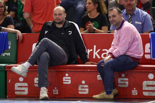 21.03.2025, xtgx, Handball, Daikin HBL, SC Magdeburg - Füchse Berlin emspor v.l. Paul Drux (Berlin), Hans Robert Bob Hanning (Berlin) Magdeburg