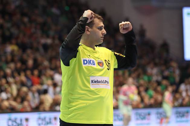 21.03.2025, xtgx, Handball, Daikin HBL, SC Magdeburg - Füchse Berlin emspor v.l. Dejan Milosavljev (Berlin, 96) Jubelt ueber gehaltenen Ball, abgewehrt, gehalten, Torhueter Magdeburg