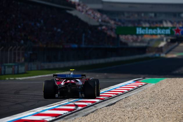F1 - CHINESE GRAND PRIX 2025 44 HAMILTON Lewis (gbr), Scuderia Ferrari SF-25, action during the Formula 1 Heineken Chinese Grand Prix 2025, 2nd round of the 2025 FIA Formula One World Championship, WM, Weltmeisterschaft from March 21 to 23, 2025 on the Shanghai International Circuit, in Shanghai, China - ShanghaiChina Copyright: xJavierxJimenezx