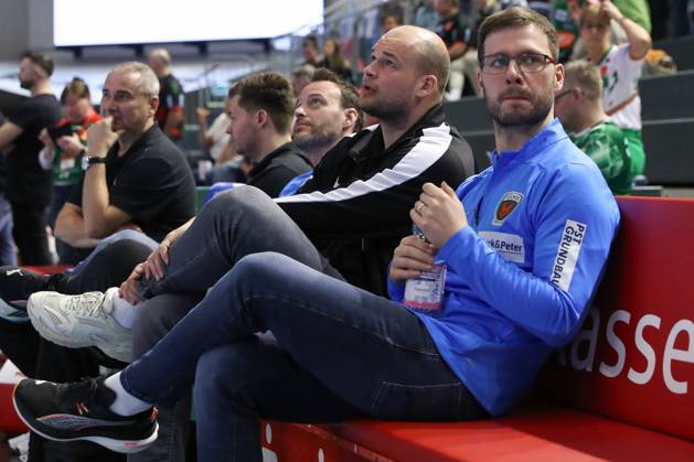 21.03.2025, xtgx, Handball, Daikin HBL, SC Magdeburg - Füchse Berlin emspor v.l. Paul Drux (Berlin), Jaron Siewert (Berlin, Trainer) Magdeburg