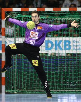 21.03.2025, xtgx, Handball, Daikin HBL, SC Magdeburg - Füchse Berlin emspor v.l. Nikola Portner (Magdeburg, 80) Parade, haelt den Ball, faengt den Ball, pariert Magdeburg